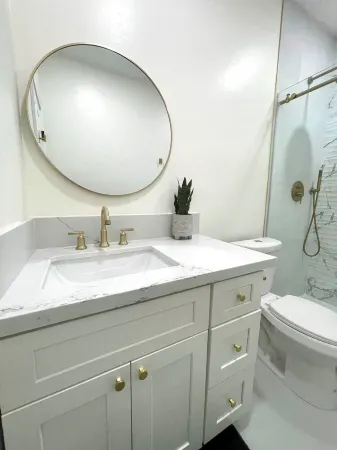 Serenity Casita perfectly equipped for traveling professionals in Bakersfield!