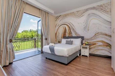 An amazing serene luxury villa in the hussle and buzzle of Gauteng. Отели рядом с достопримечательностью «Dainfern»