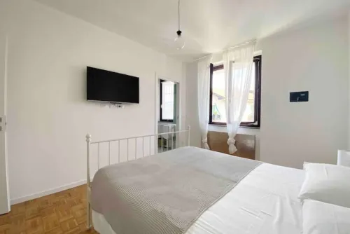 LovingStresa2 renovated apartment in the city center