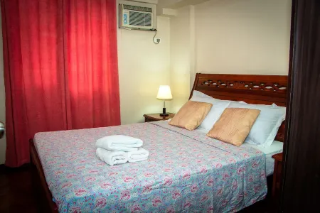 2 bedroom Fully furnished Condo Unit