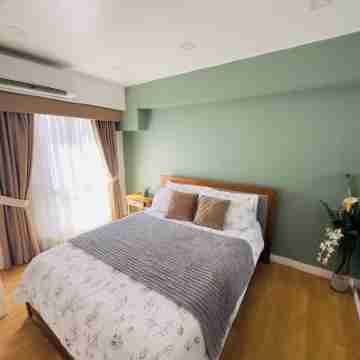 Cozy 2-bedroom condo in wonderful Taguig with fitness room, AC Rooms