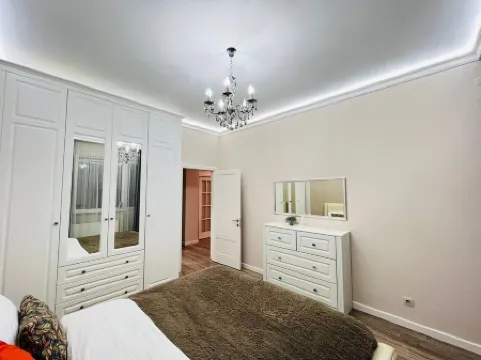 Avicenna - 3 rooms apartment