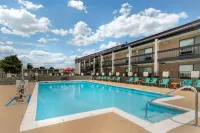 Quality Inn Madison-Huntsville - Pools