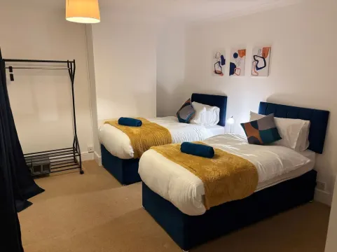 Cozy 2 bed in Wednesfield Nr to Birmingham City Centre and Motorway links