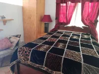 Hideaway in Ashton, homey atmosphere for tranquility - home away from home. Hotels in 