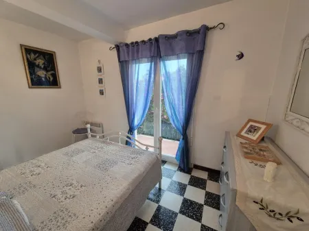 Appart. in village bordering Argeles s/ mer and its beaches near Collioure. Отели в г. Сент-Андре