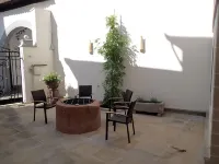 Vacation apartment "Burgweg" in the old winery Hotels in Großkarlbach