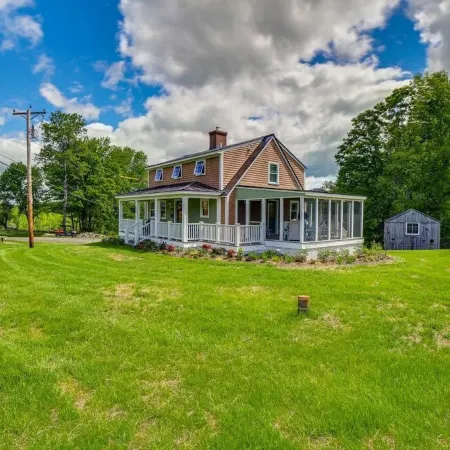 Terrific 3-bedroom cottage with AC in charming Cavendish