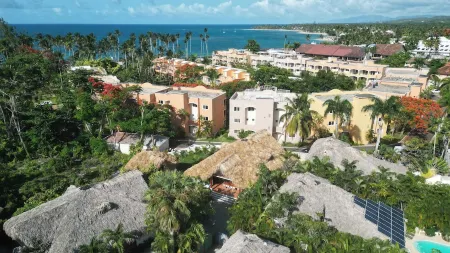 VILLA TUCCI - BEACH TOWN