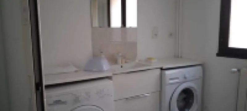 Welcome to walk or cycle nearby.