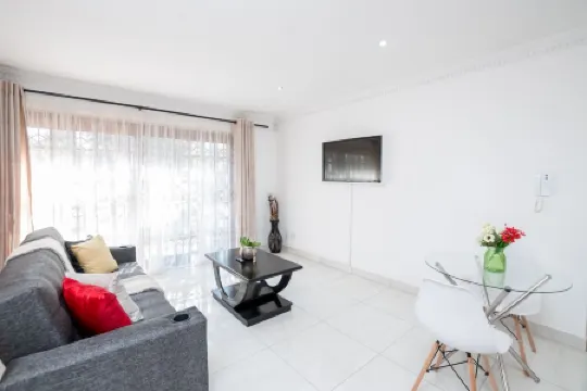 The cottage is your home away from home. Nestled in the heart of Fourways.