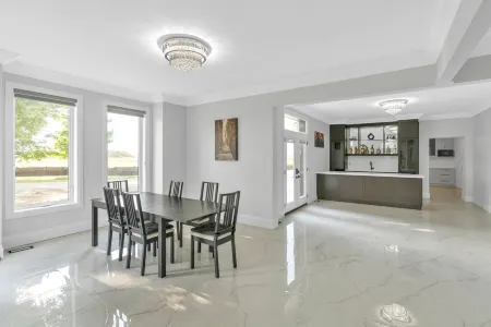 Scenic 10 Acre Farm House - Host Your Event Here Отели в г. Милтон