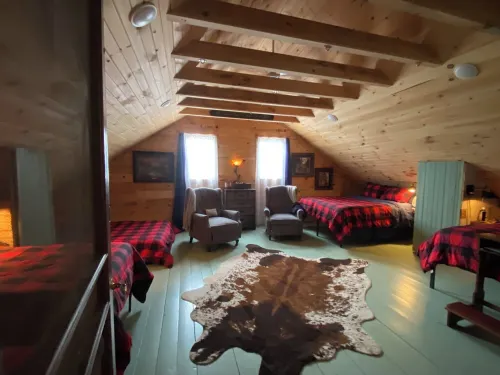 AMAZING GRACE Unplug, Relax, Recharge with magnificent sunsets Sleeps 12 Hotels in Princeton