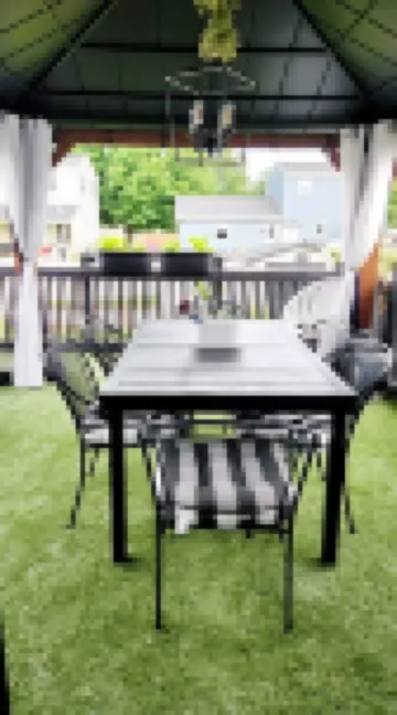 Chic and Spacious 3 bedroom home located 3.4 mi from downtown Erie, PA