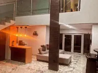 Modern property with private pool.Propiedad modernacon piscina privada.