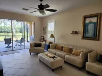 3-bedroom Townhome in Estero with easy access resort pool, pickleball WiFi, AC