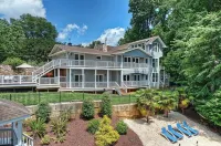 Lakefront w/ Beach, Dock, Game Room, Firepit, Kayaks, views