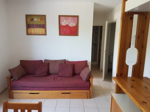 T2 Proche des Thermes, du Village et du Supermarché