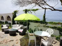 Villa beach access pool Hotels in Staoueli