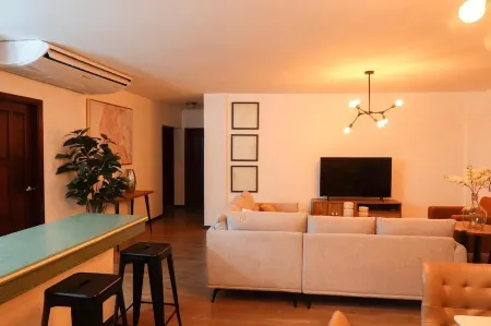 Renovated and cozy 2-bedroom apartment with AC, WiFi in vibrant San Pedro Sula