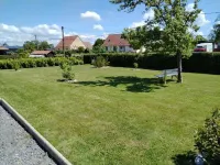 Situated in a quiet, relaxing location 25 minutes from the beach and Naussica. Hotels near Field of the Cloth of Gold / Camp du Drap d'Or (7-24 June 1520)