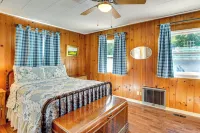 Across Water From Belfair SP: Hood Canal Cottage! - Wifi