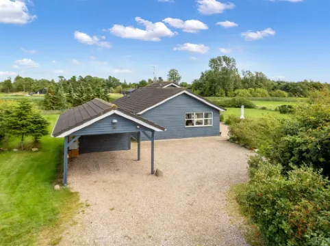 "Lari" - 600m from the Sea