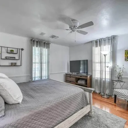 Charming Cottage Near Main with Patio&FirePit!!