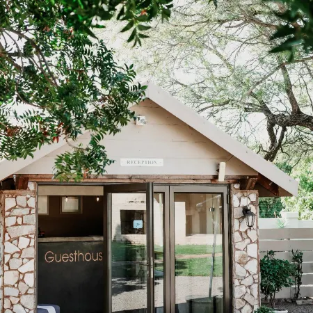 Lighthouse Guesthouse & Cafe