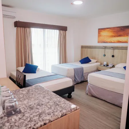 Hotel Mar Azul