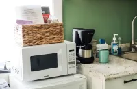 Boyne Mtn Cozy 1BR + Sleeping Cubby Hotels in Boyne Falls