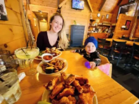 Mountaintop Hideaway ~ Piece of Paradise - Apt Hotels in Honesdale