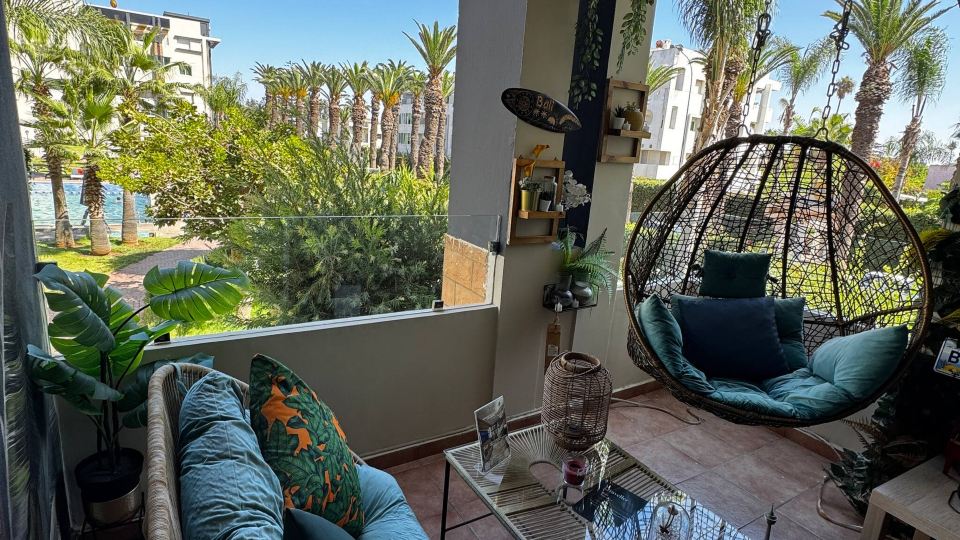 High Standing Duplex - Pool & Sun
