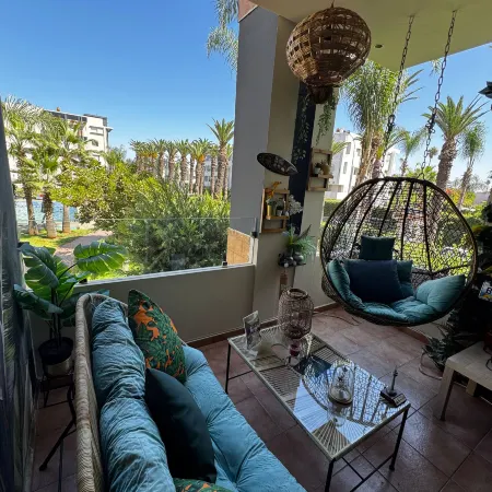 High Standing Duplex - Pool & Sun