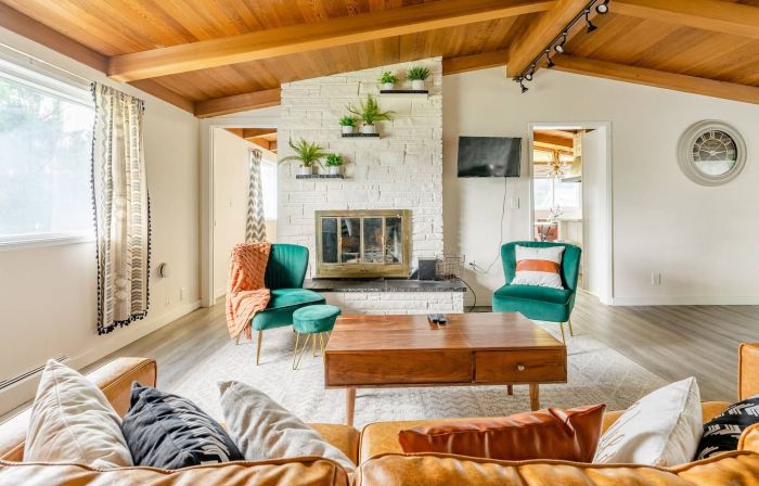 8BR | BBQ, Garden Retreat | Des Moines | Sophari