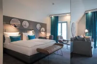Motel One Lübeck - 3-Star