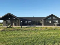 Luxury Retreat with Pool - By Traum Ferienwohnungen Hotels in Stege