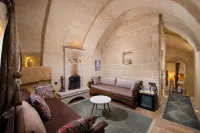 甄尼索斯洞穴卡帕多西亞飯店