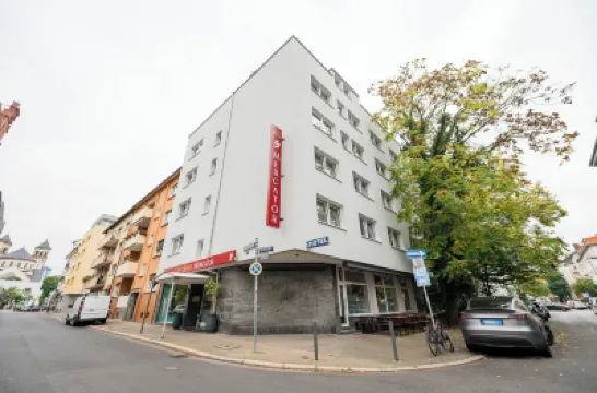 سيتي هوتل ميركاتور Hotels near نوردِند
