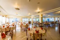 Hotel Vila do Farol - servizio colazione