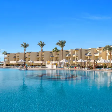 Grand Oasis Resort Отели рядом с достопримечательностью «Shark 's Bay Beach»
