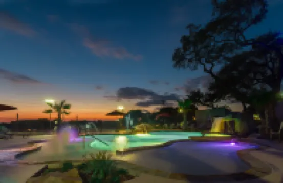 Holiday Inn Express & Suites SAN ANTONIO MEDICAL-SIX FLAGS by IHG