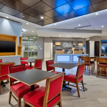 Holiday Inn Express & Suites JERSEY CITY - HOLLAND TUNNEL by IHG