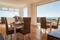 Finchley Guesthouse in Camps Bay