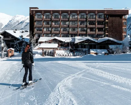 Alpes Hôtel du Pralong Hotels in Courchevel