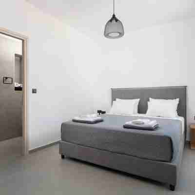 Zen Club-8 Luxury Villa Rooms