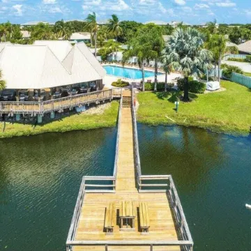 POSHPADZ-Sandpiper Villa Walk to Jupiter Beach-Bella Vista