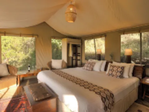 Entumoto Safari Camp Hotels in Mara