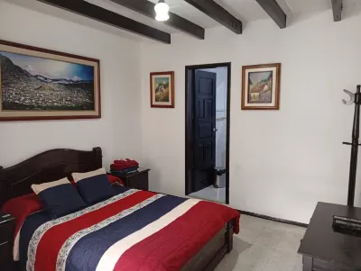 Hostal Flores Hotels in 