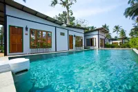 The Stage, Koh Chang